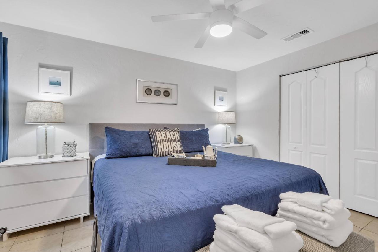 2Bed 1Bath Suite Minutes To Downtown, Beaches, Restaurants, Theaters And More Sarasota Buitenkant foto