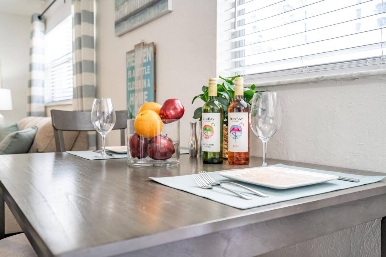 2Bed 1Bath Suite Minutes To Downtown, Beaches, Restaurants, Theaters And More Sarasota Buitenkant foto